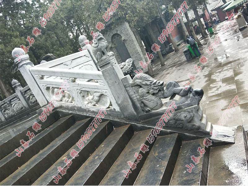 寺廟石護欄